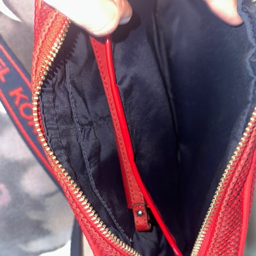 Michael Kors Red Crossbody Bag with Wallet - Picture 4 of 6